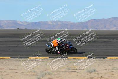 media/Dec-15-2023-Apex Assassins (Fri) [[91f19fb1c7]]/Racer 2/Session 2 (Bowl Exit)/